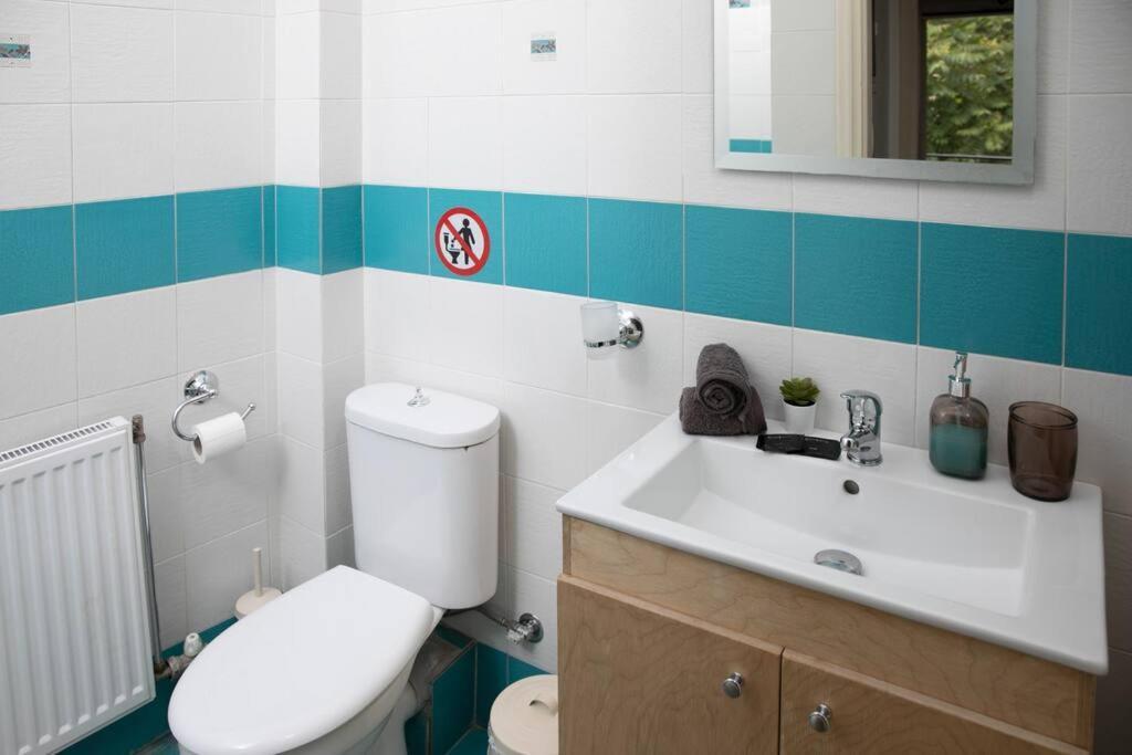 Aegina Town Apartment , With Private Parking Extérieur photo